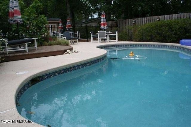 1841 TWELVE OAKS Lane E, Neptune Beach, FL 32266