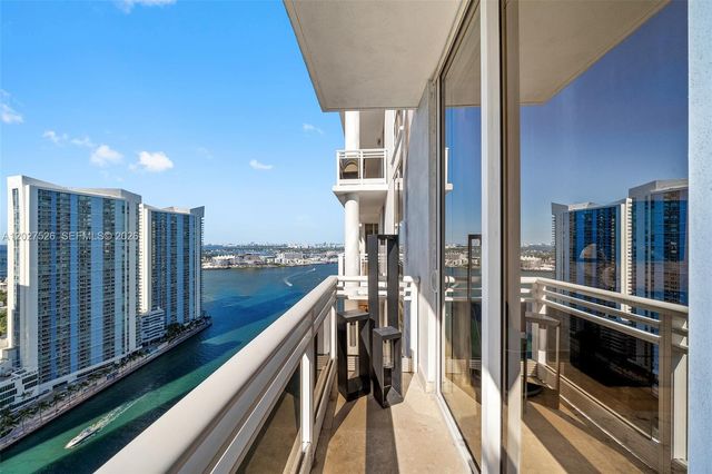 901 Brickell Key Boulevard 3304, Miami, FL 33131