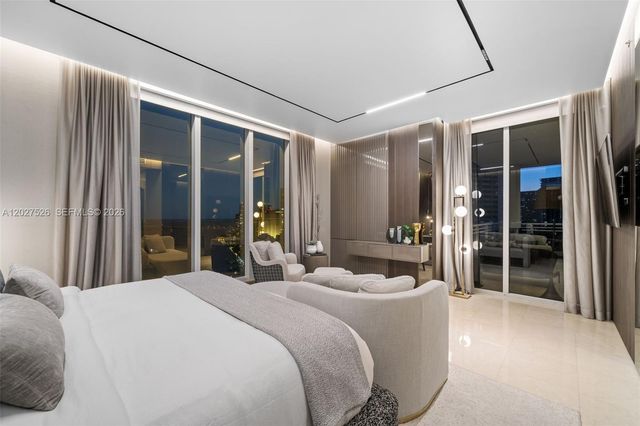 901 Brickell Key Boulevard 3304, Miami, FL 33131