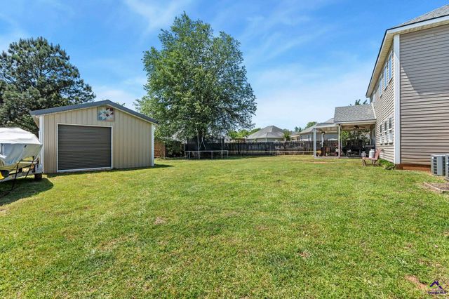 126 Pond Drive, Kathleen, GA 31047