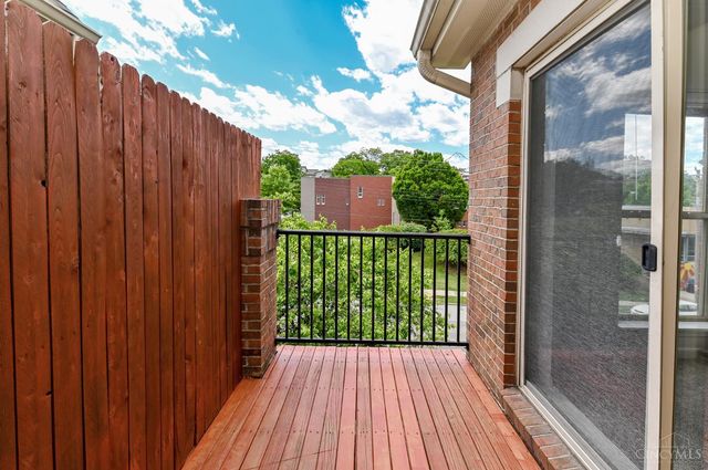 2822 Eden Avenue, Cincinnati, OH 45219