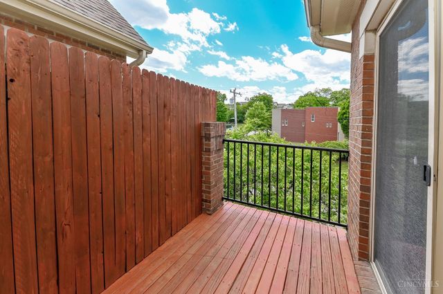 2822 Eden Avenue, Cincinnati, OH 45219