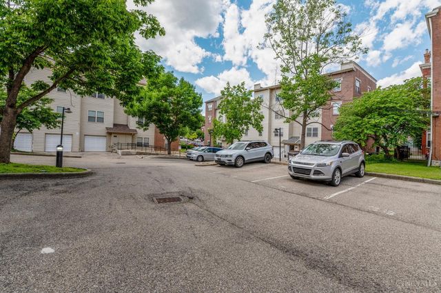 2822 Eden Avenue, Cincinnati, OH 45219