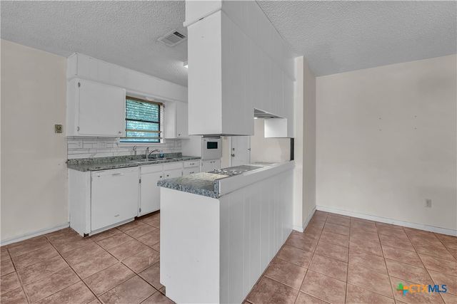 1123 Rhonda Lee Street, Copperas Cove, TX 76522