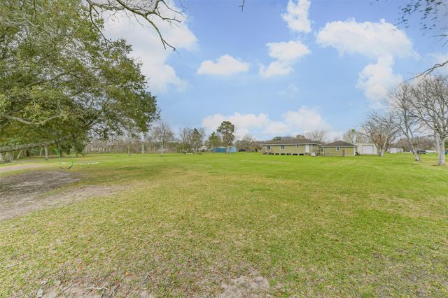 9002 Briarcrest Street CR225, Manvel, TX 77578