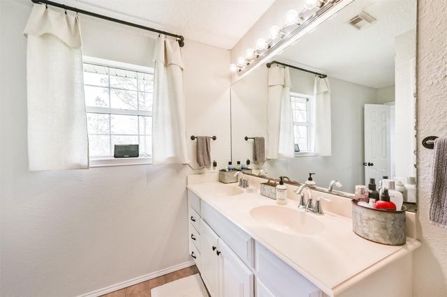 9002 Briarcrest Street CR225, Manvel, TX 77578