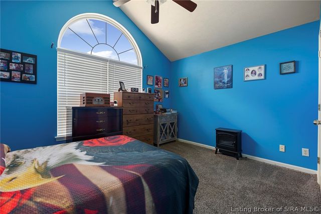 6022 Pine View Court, Jeffersonville, IN 47130