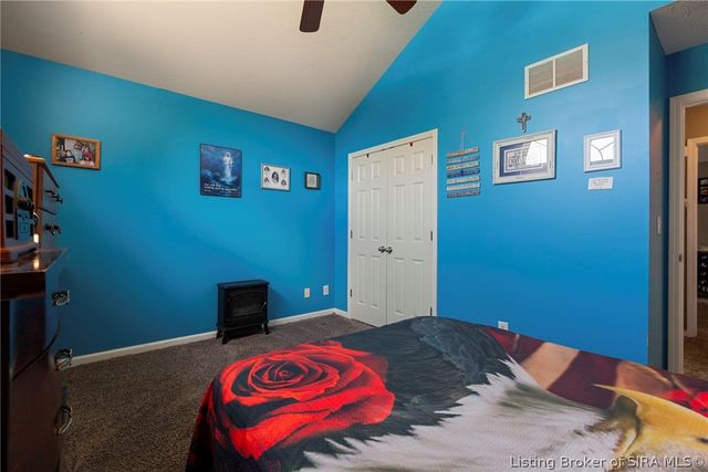 6022 Pine View Court, Jeffersonville, IN 47130