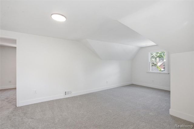 16853 Lindsay Street, Detroit, MI 48235