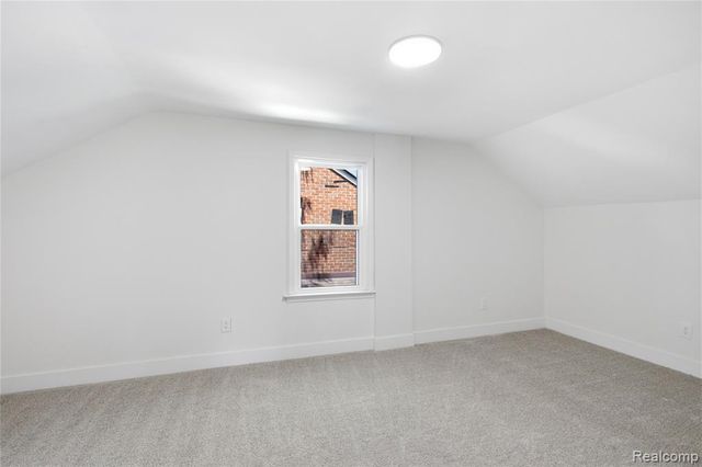 16853 Lindsay Street, Detroit, MI 48235