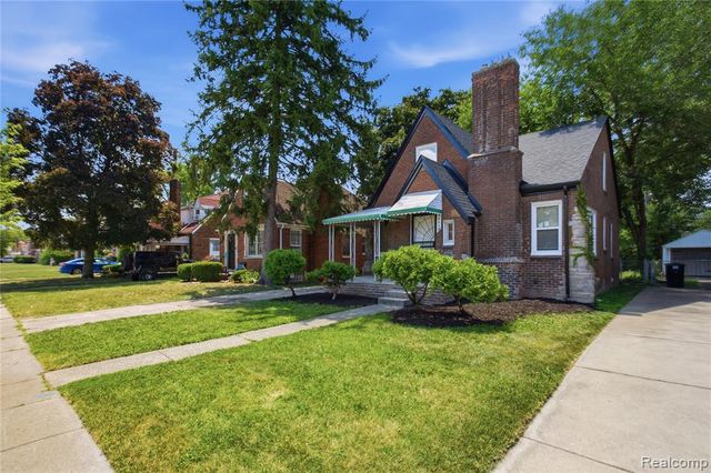 16853 Lindsay Street, Detroit, MI 48235