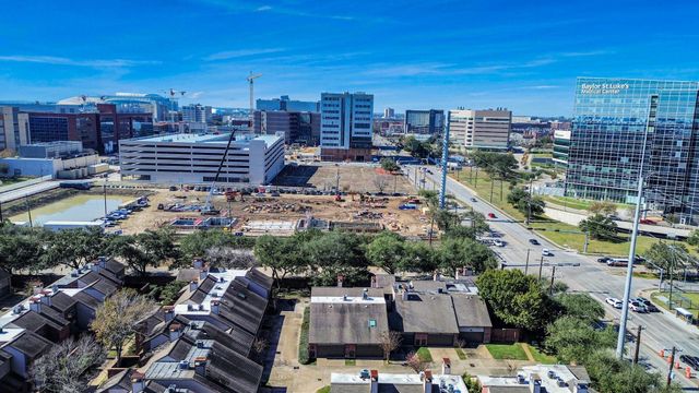 7447 Cambridge Street 106, Houston, TX 77054