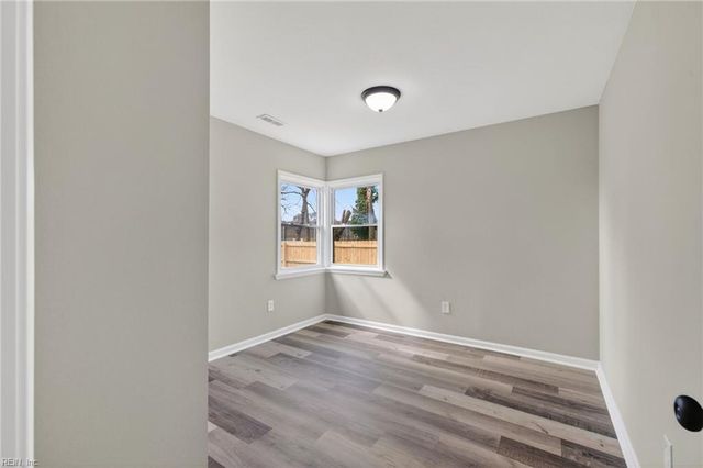 403 Draper DR, Norfolk, VA 23505