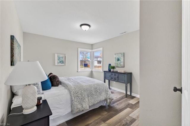 403 Draper DR, Norfolk, VA 23505