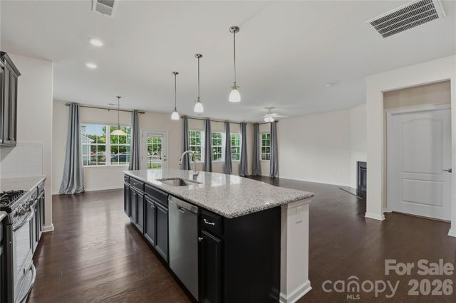 12109 Belmont Mansion Drive, Charlotte, NC 28273