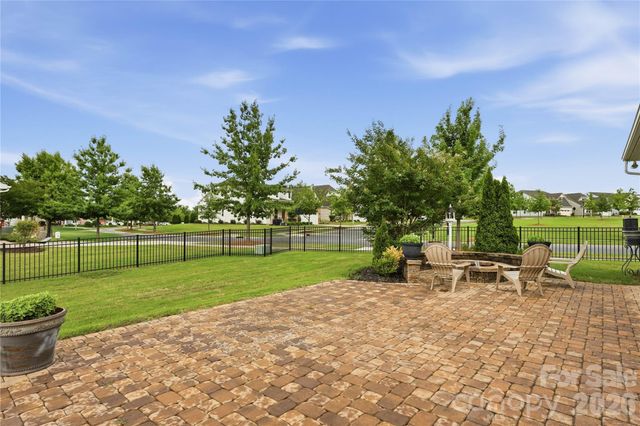 12109 Belmont Mansion Drive, Charlotte, NC 28273