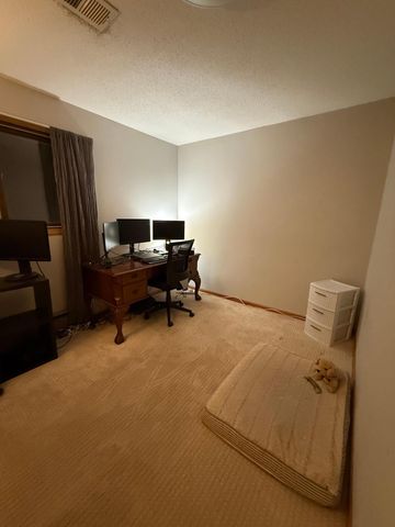 424 106th Avenue NW, Coon Rapids, MN 55448