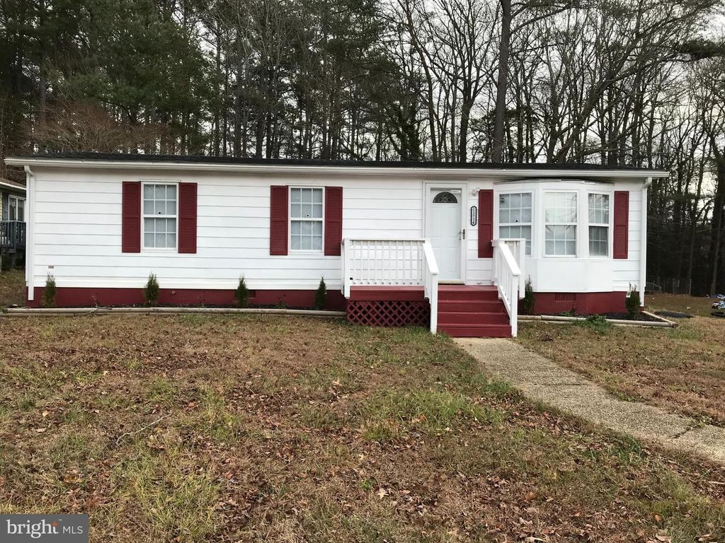 21514 FOREST RUN DR, Lexington Park, MD 20653