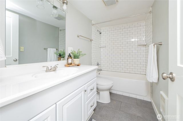 462 G Street, Blaine, WA 98230