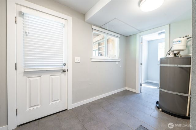 462 G Street, Blaine, WA 98230