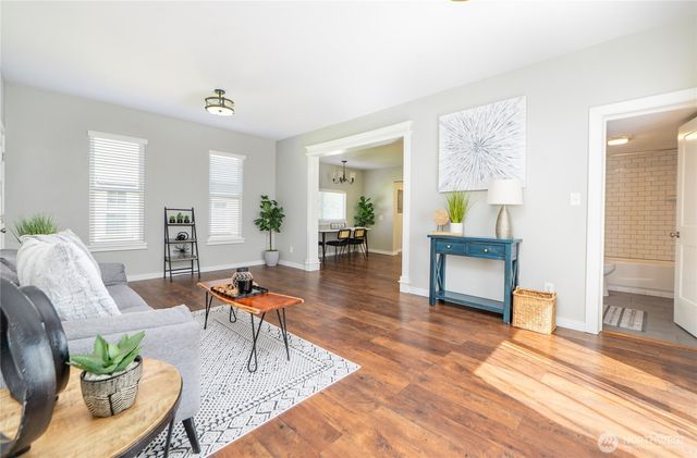 462 G Street, Blaine, WA 98230