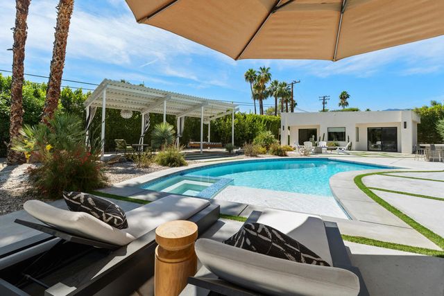 73075 Shadow Mountain Drive, Palm Desert, CA 92260