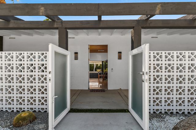 73075 Shadow Mountain Drive, Palm Desert, CA 92260