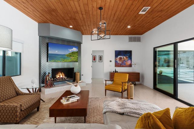 73075 Shadow Mountain Drive, Palm Desert, CA 92260