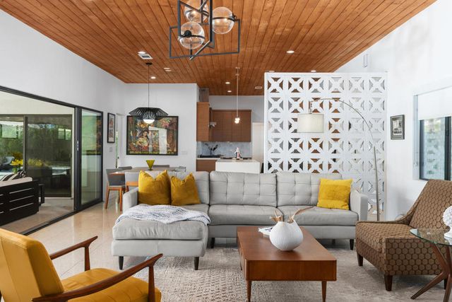 73075 Shadow Mountain Drive, Palm Desert, CA 92260