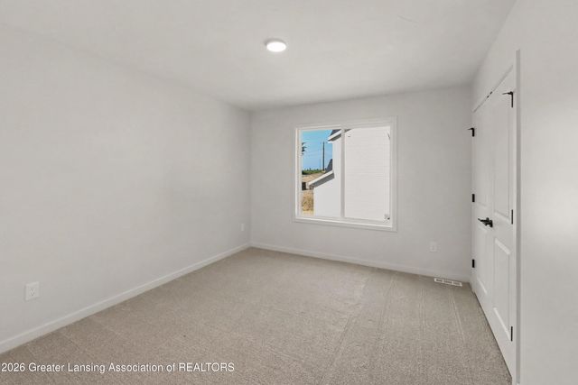1480 W Valley Road, Lansing, MI 48906