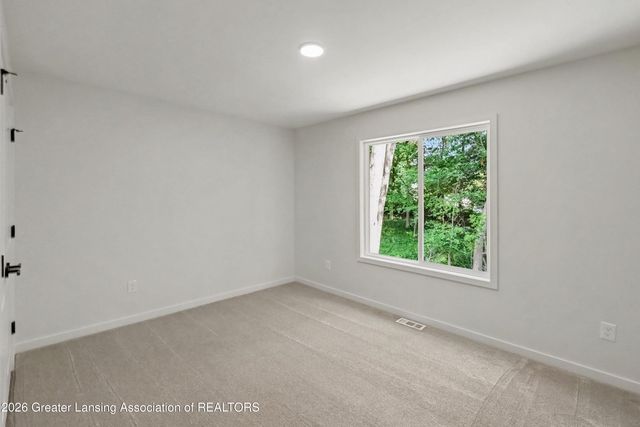 1480 W Valley Road, Lansing, MI 48906