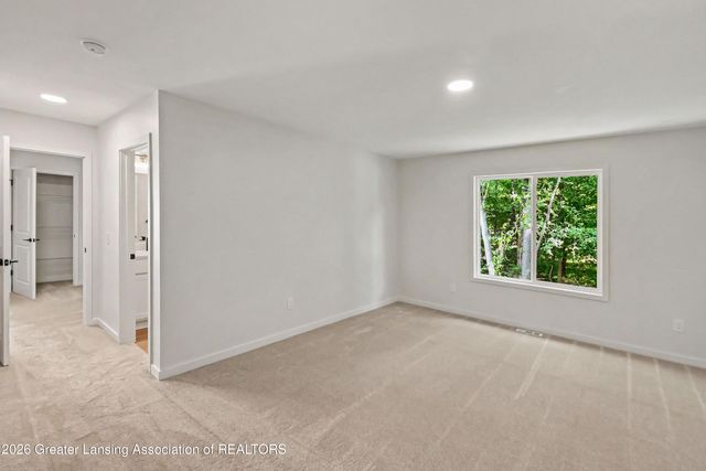 1480 W Valley Road, Lansing, MI 48906
