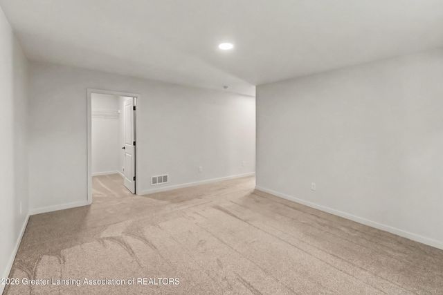 1480 W Valley Road, Lansing, MI 48906