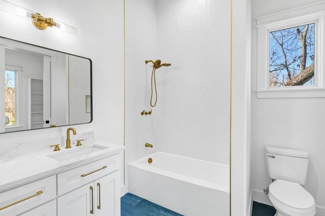 5940 Bryan Parkway, Dallas, TX 75206