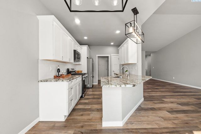 610 Harvest Loop, Palouse, WA 99161