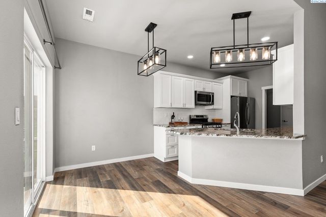 610 Harvest Loop, Palouse, WA 99161