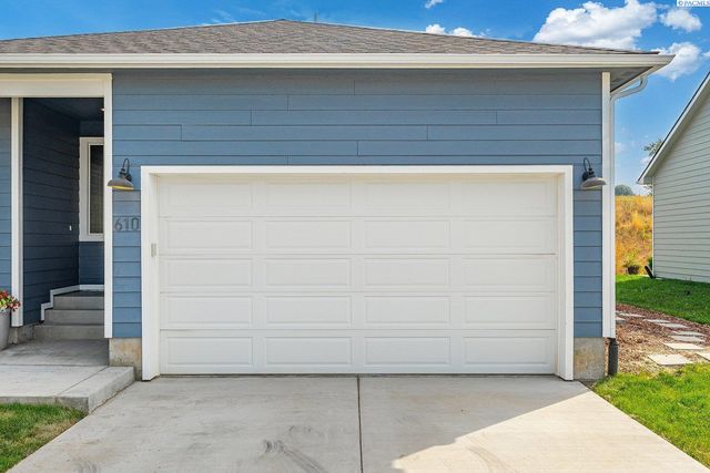 610 Harvest Loop, Palouse, WA 99161