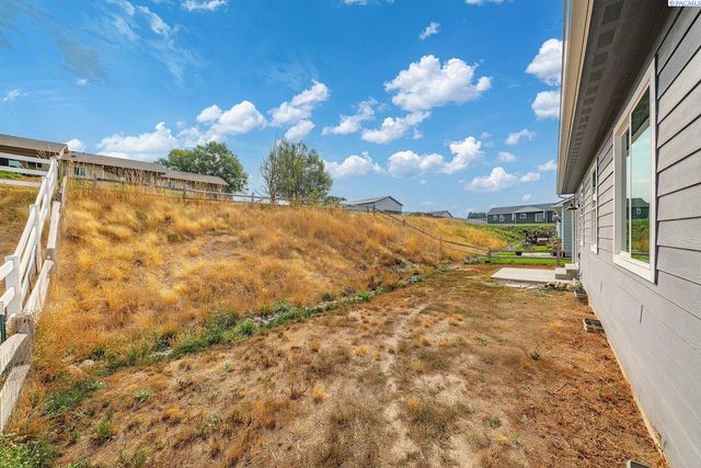 610 Harvest Loop, Palouse, WA 99161