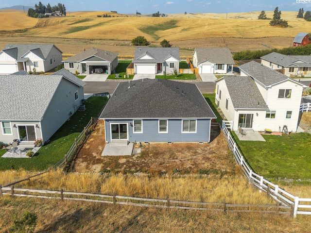 610 Harvest Loop, Palouse, WA 99161