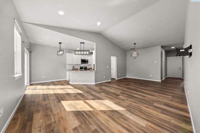 610 Harvest Loop, Palouse, WA 99161