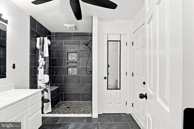 13 ARUNDEL LN, Elkton, MD 21921
