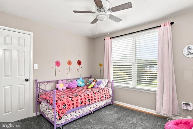 13 ARUNDEL LN, Elkton, MD 21921