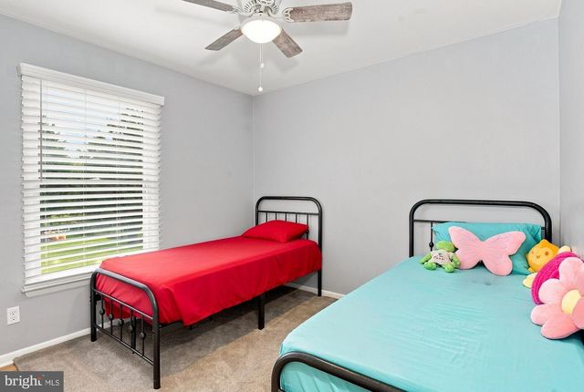 13 ARUNDEL LN, Elkton, MD 21921