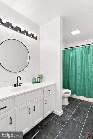 13 ARUNDEL LN, Elkton, MD 21921