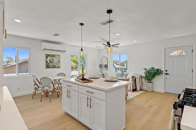 4156 Franklin Avenue, San Diego, CA 92113
