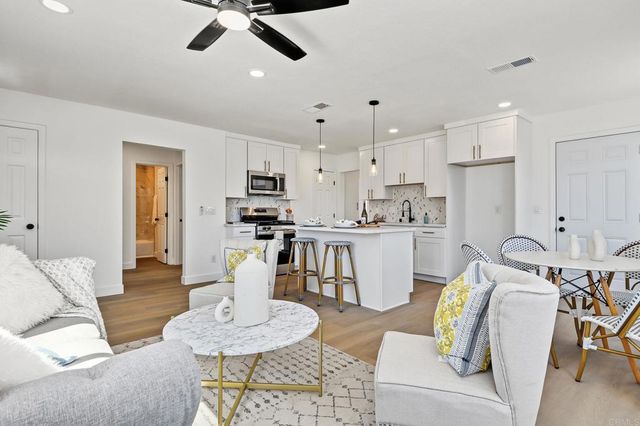 4156 Franklin Avenue, San Diego, CA 92113