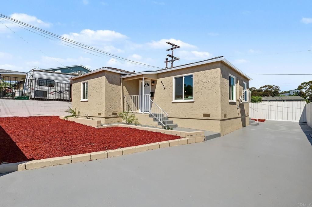 4156 Franklin Avenue, San Diego, CA 92113 — photo 2