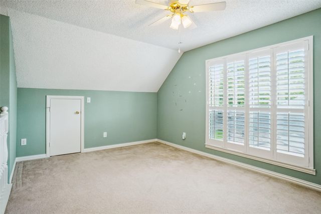 448 Shade Tree Circle, Hurst, TX 76054
