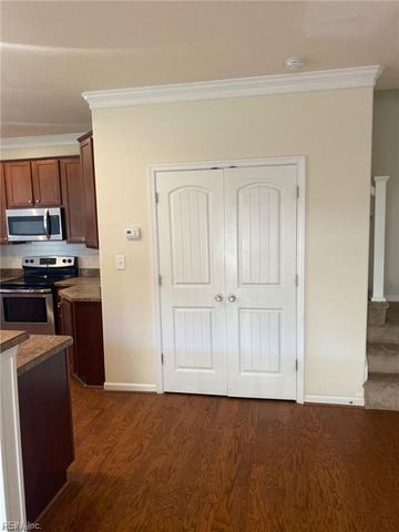 5500 Muth CT, Virginia Beach, VA 23462