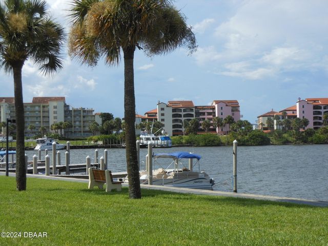 715 S Beach St Apt 311D, Daytona Beach, FL 32114